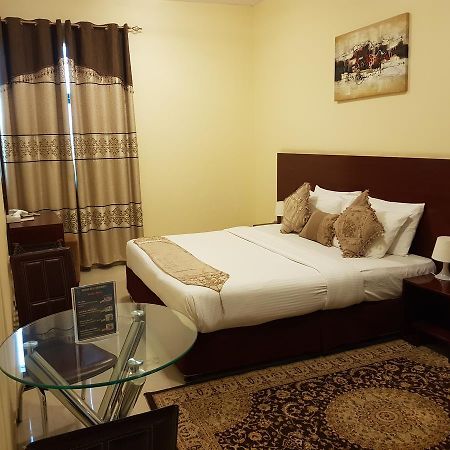 Raynor Hotel Apartments Ель-Фуджайра Екстер'єр фото
